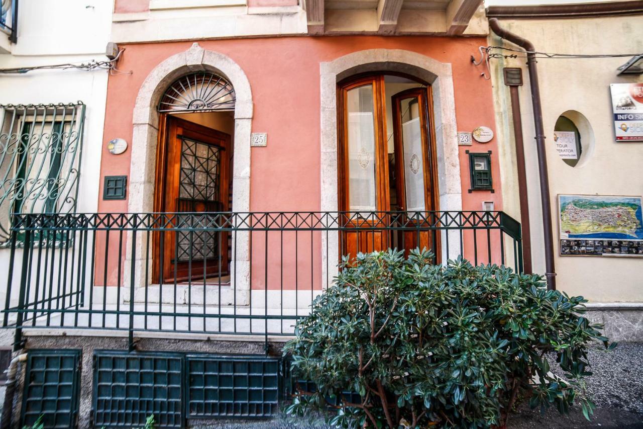 Il Carretto Taormina Center Apartment Bagian luar foto